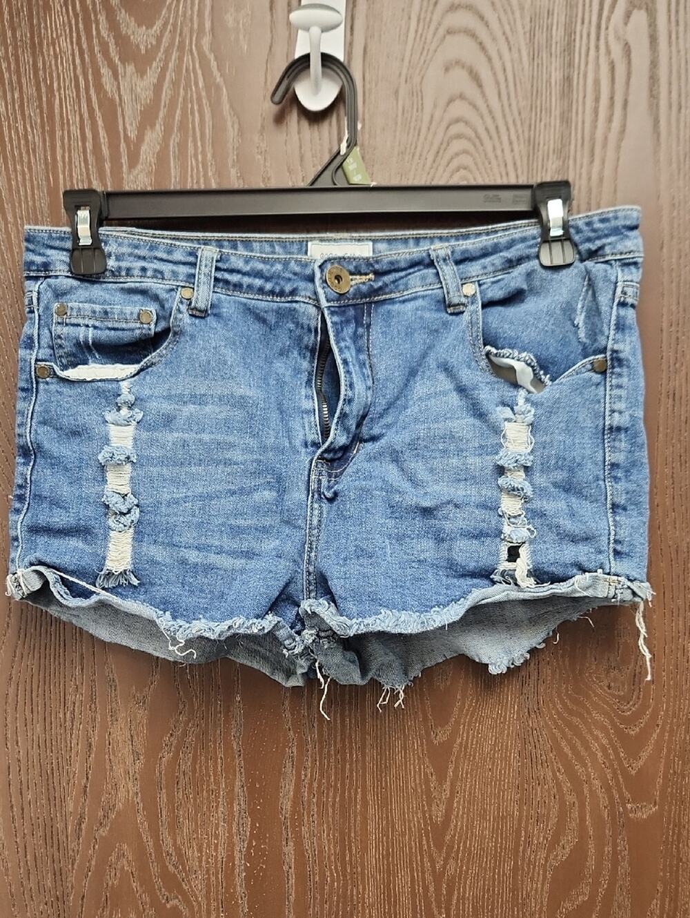 🚨2/$25 or 5/$50🚨GOGO Light Blue Distressed Denim Shorts